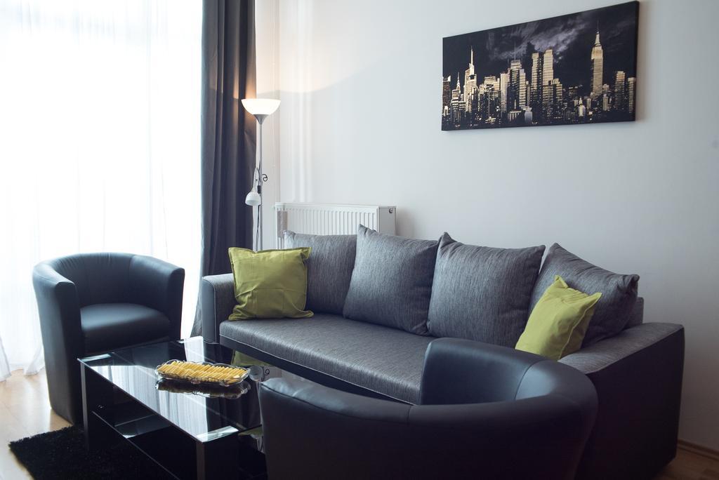 Apartment With Big Terrace Budapest Exterior foto